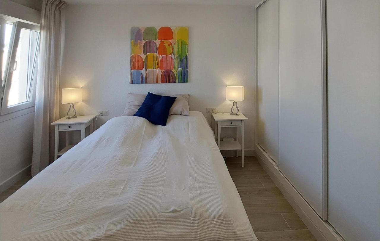 2 Bedroom Amazing Apartment In Mijas Exterior foto