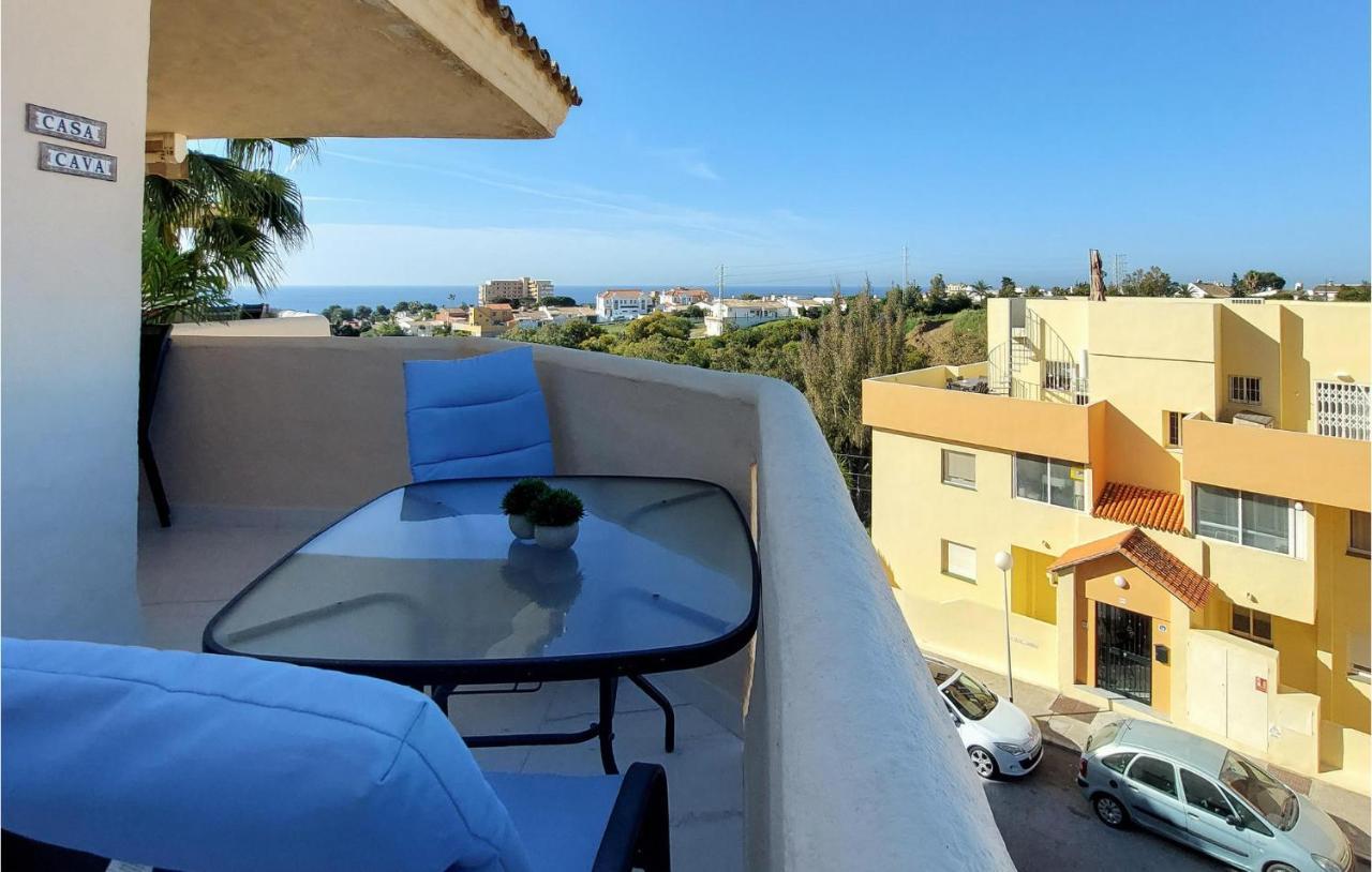 2 Bedroom Amazing Apartment In Mijas Exterior foto