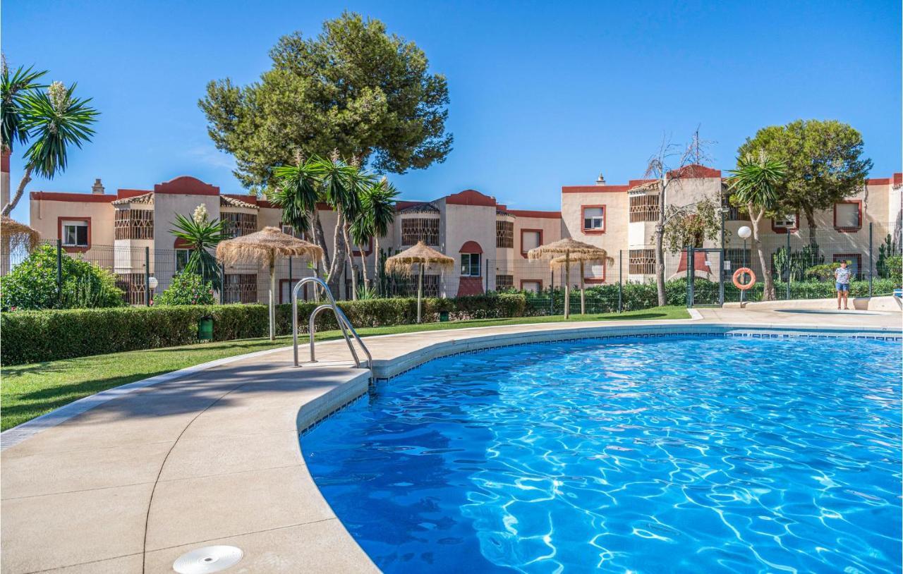 2 Bedroom Amazing Apartment In Mijas Exterior foto