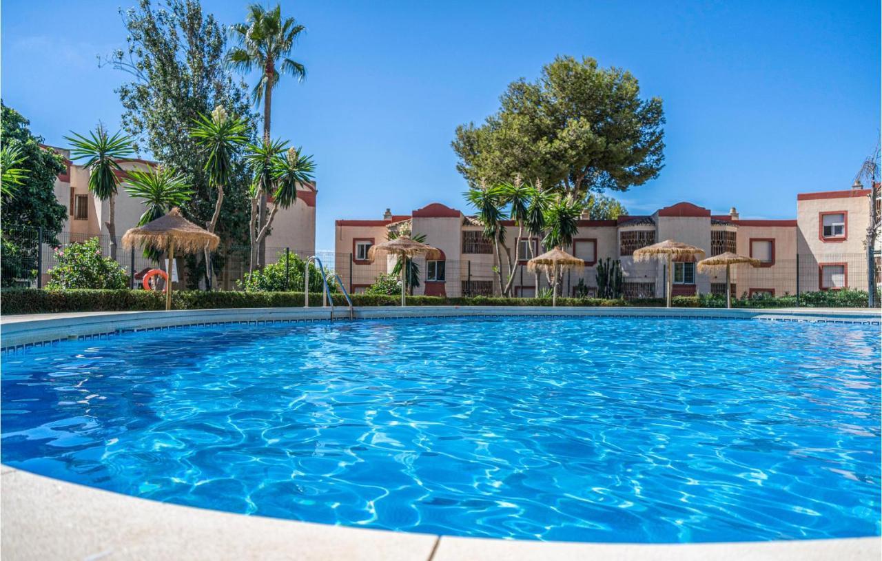2 Bedroom Amazing Apartment In Mijas Exterior foto