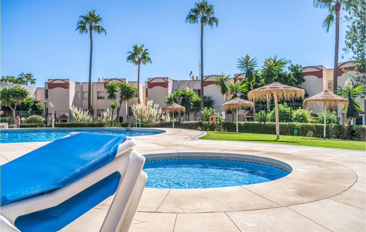 2 Bedroom Amazing Apartment In Mijas Exterior foto